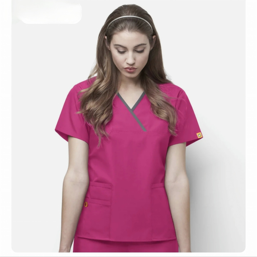 Scrub top